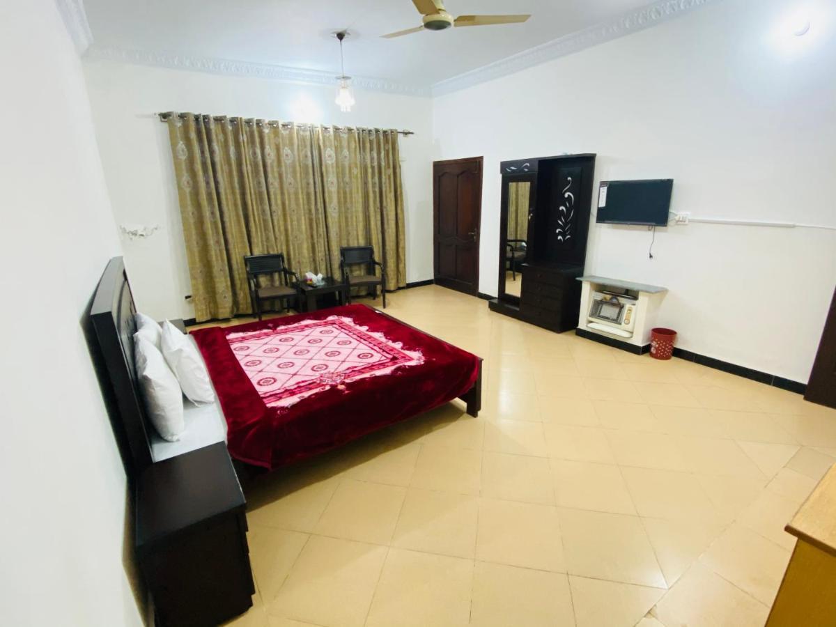 Lux Lounge Guest House Islamabad Exterior photo